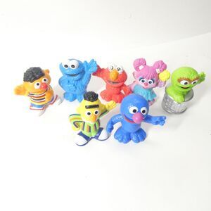 Sesame Street Chunky Characters Hasbro Lot of 7 Toys 2.5"